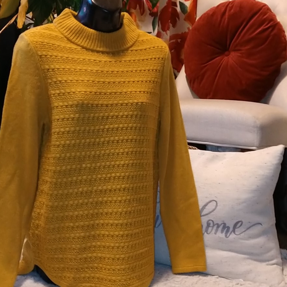 Design History cable knit sweater